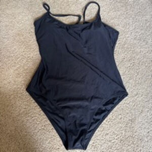 Women's Unbranded One-Piece Swimsuit Size L Black